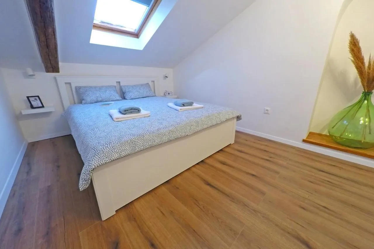 Apartment Emma Porec